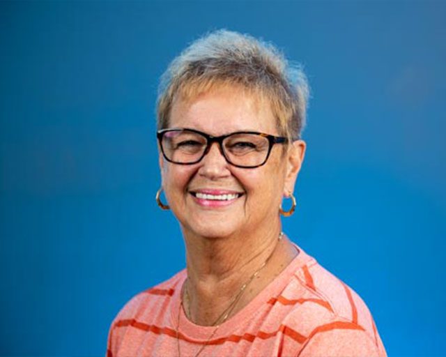 Darin Esterly Staff Photo